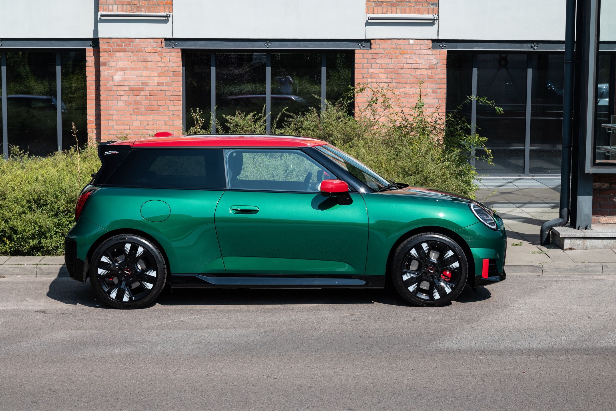 Mini John Cooper Works E