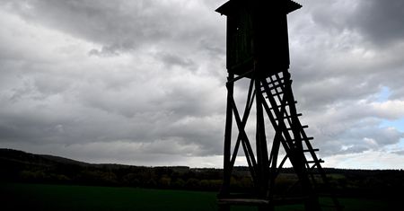 Zabił znajomego podczas polowania. Twierdzi, że celował do dzika