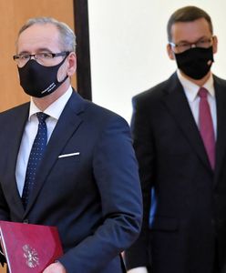 Koronawirus w Polsce. Będzie lockdown? W rządzie niepokój o nową strategię walki z COVID-19