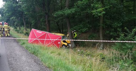 Wielkopolskie. Tragiczny wypadek w Lesznie. Nie żyje para