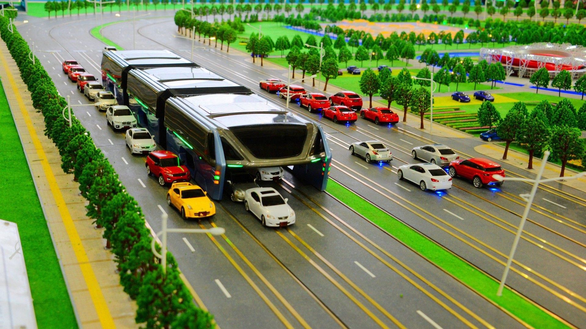 Chińczycy naprawdę to zbudowali! Ten autobus jeździ nad samochodami 1