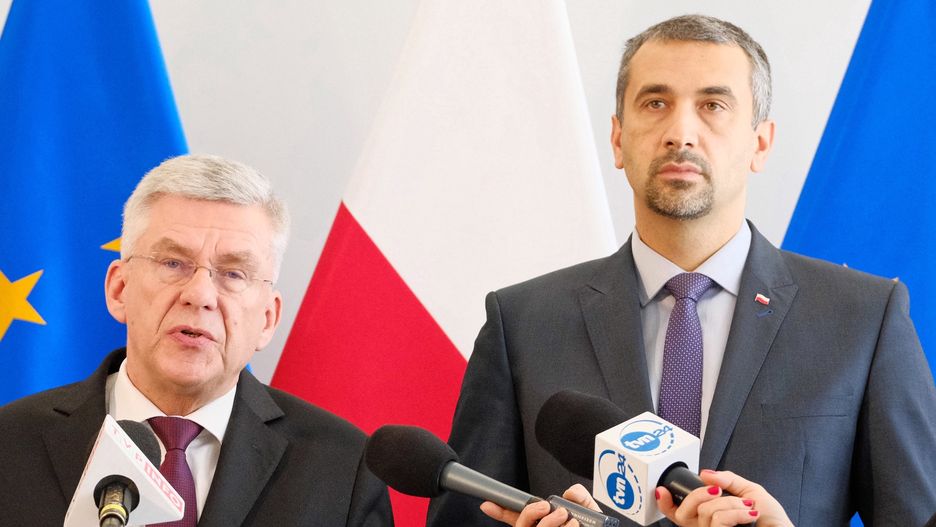 Koronawirus. Wicemarszałek Senatu Marek Pęk (na fot. po prawej) poinformował o zakażeniu 