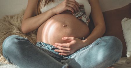 Naukowcy ustalili idealny wiek na ciążę. Zdziwisz się