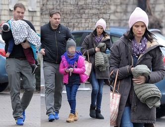 Karolak na spacerze z Violą i dziećmi (ZDJĘCIA)