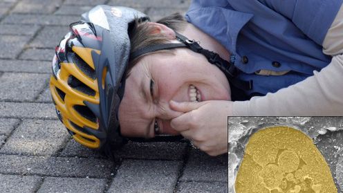 Kask przyszłości, to bardzo śmierdzący gadżet 1