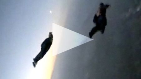 Skydiving podczas startu promu kosmicznego 1