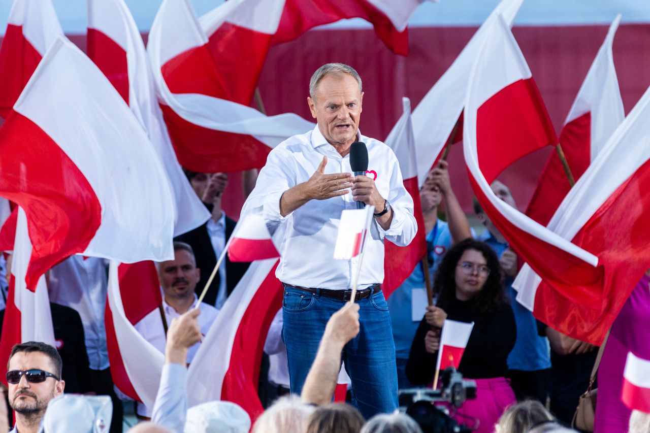 "Wyprowadzają Polskę z UE". Tusk kreśli czarny scenariusz