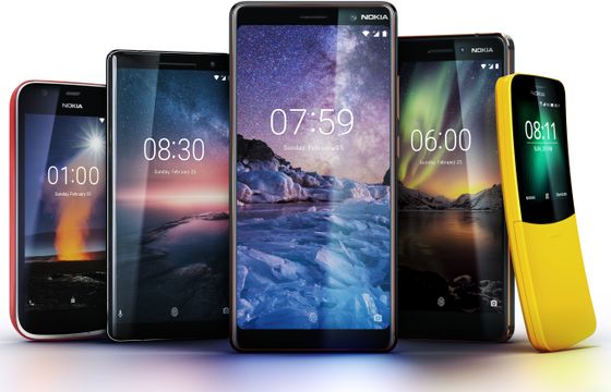 Nokia na MWC 2018: pięć nowych telefonów, jest nowa wersja Nokii 8110 z filmu "Matrix"