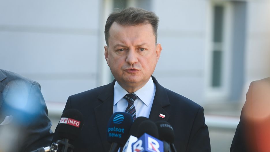 Mariusz B�aszczak
Warszawa, 17.06.2024. Przewodnicz�cy KP PiS Mariusz B�aszczak podczas konferencji prasowej po zako�czeniu kontroli poselskiej w Komendzie G��wnej Stra�y Granicznej w Warszawie, 17 bm. (amb) PAP/Piotr Nowak
Piotr Nowak
granica, komenda g��wna, konferencja prasowa, kontrola poselska, SG, stra� graniczna, sytuacja na granicy, KGSG, konferencja konferencji, po kontroli poselskiej