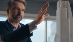 Mensil w reklamie z architektem „wydłuża przyjemność” (wideo)