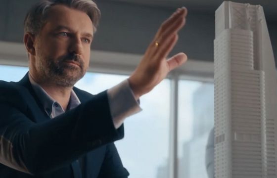Mensil w reklamie z architektem „wydłuża przyjemność” (wideo)