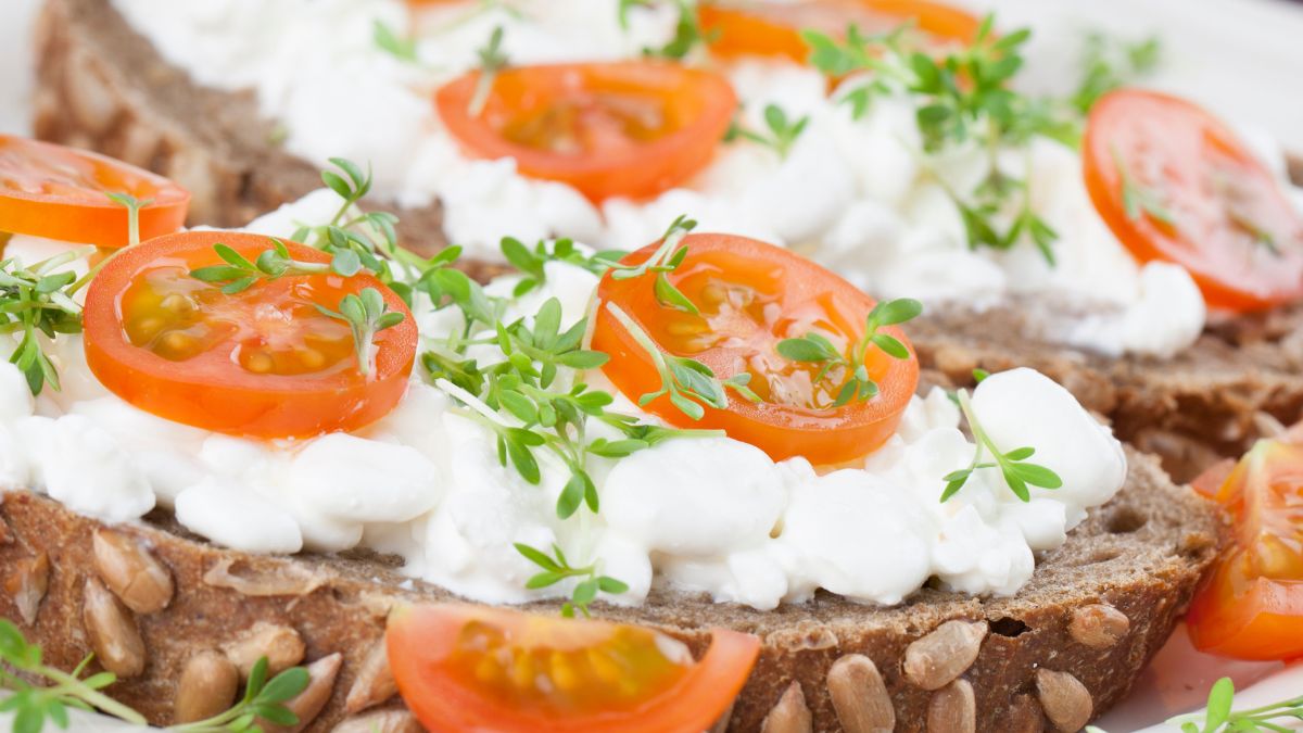 Czy ser biały i pomidor to toksyczne połączenie?