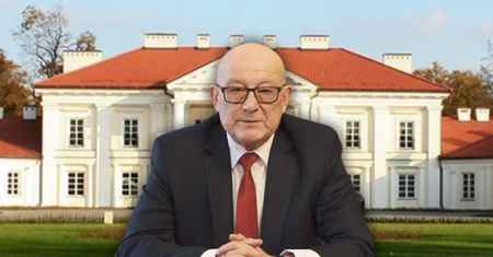 "To erotoman". Ministerstwo zawiesza rektora po tekstach WP