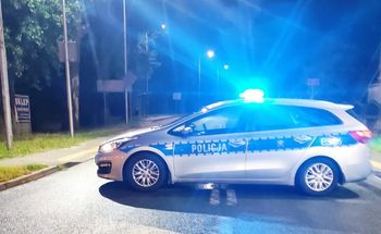 Kia zderzyła się z Renault na DK12. Nie żyje 19-letni kierowca