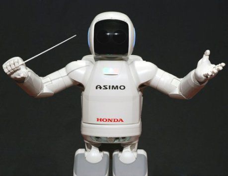 Robot ASIMO dyryguje orkiestrą symfoniczną