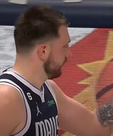 Luka Doncić wykonał wymowny gest. Liga go ukarała