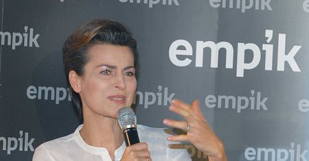 "Lekarze": Siwe włosy i zmarszczki - to naprawdę Danuta Stenka?!