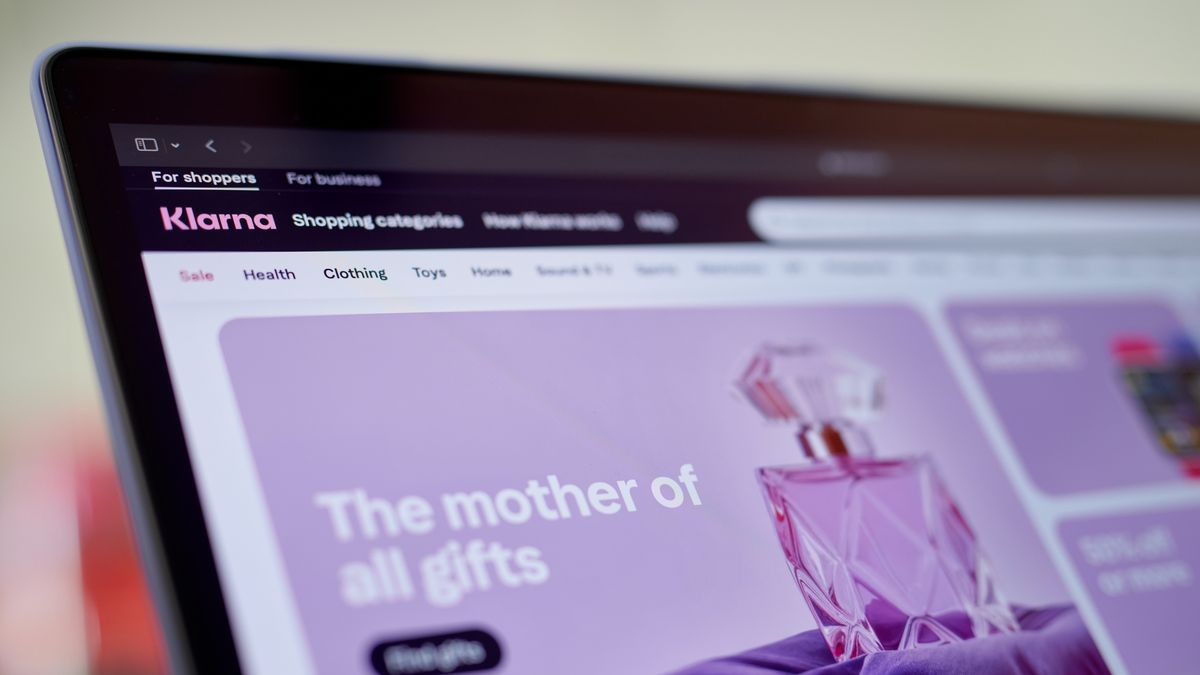 Americans Are Racking Up 'Phantom Debt' That Wall Street Can't Track
The Klarna website on a laptop computer arranged in Germantown, New York, US, on Saturday, May 4, 2024. Consumers have embraced 'Buy Now, Pay Later' products that allow them to pay for purchases in installments, but it's not clear how many of these loans are out there. Photographer: Gabby Jones/Bloomberg via Getty Images
Bloomberg
u.s., applications, tech, us, apps, information technology, u.s.a., americas, computing, enterprise2024, north american, industries, united states of america, software, business news, american