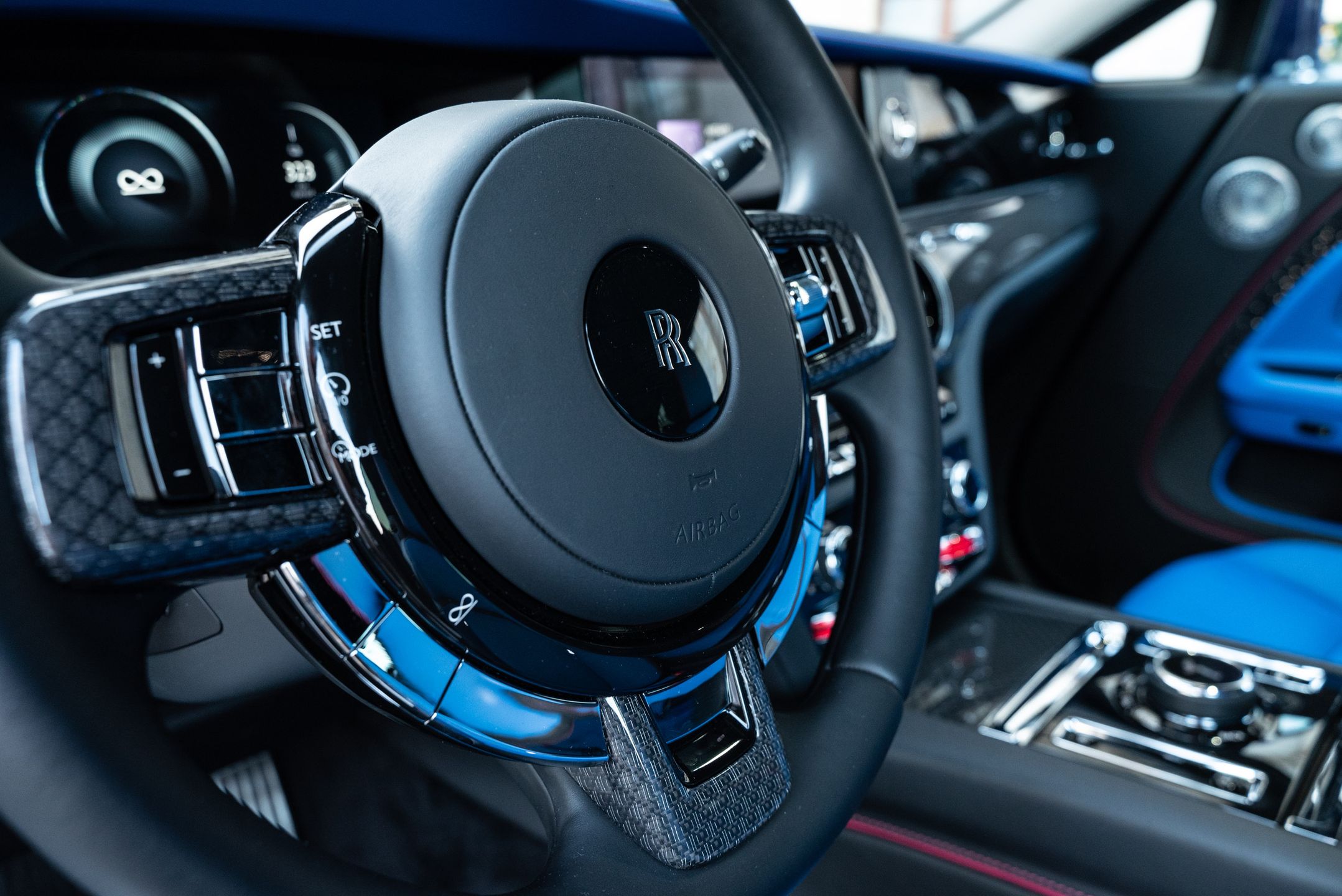 Rolls-Royce Spectre Black Badge