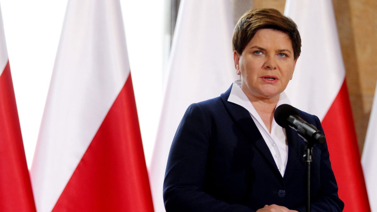 - Dotrzymujemy słowa - powiedziała premier Beata Szydło przed podpisaniem porozumienia powołującego PGG