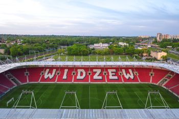 Widzew Łódź i transfery. Media: Bramkarz Legii Warszawa transferowym priorytetem dla klubu