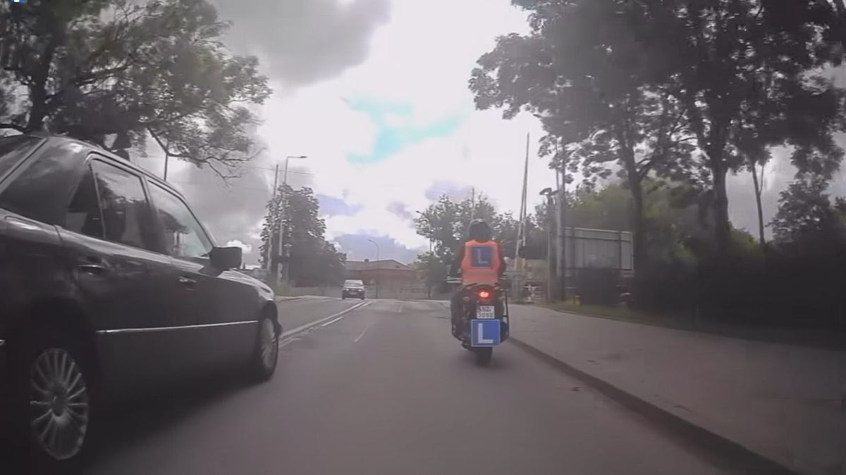 Nagranie z Gliwic. Tak zachował się kierowca mercedesa