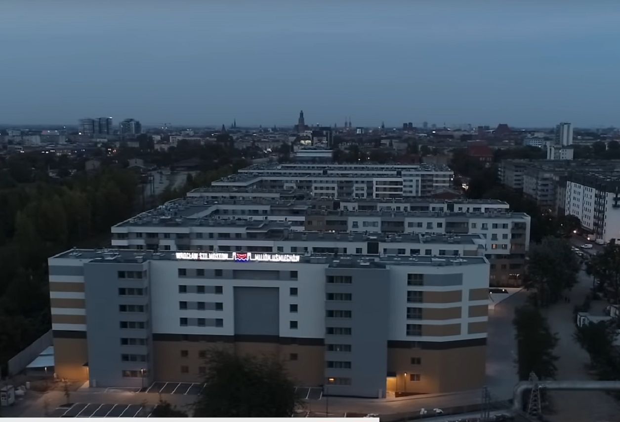 Skandal we Wrocławiu. Ktoś terroryzuje mieszkańców