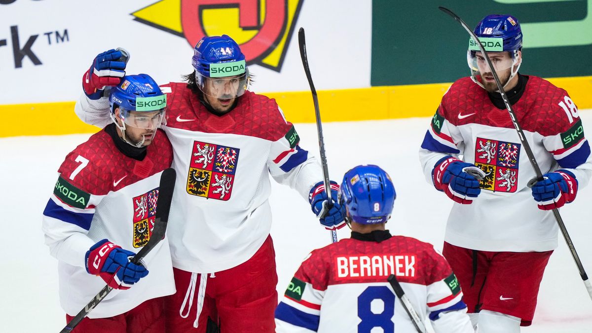 PAP/EPA / Claus Fisker / Na zdjęciu: hokeiści reprezentacji Czech