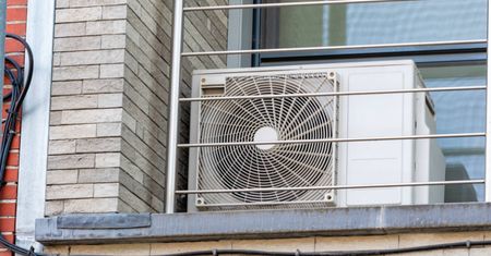 Montaż klimatyzacji w bloku. Czy potrzebna jest zgoda?