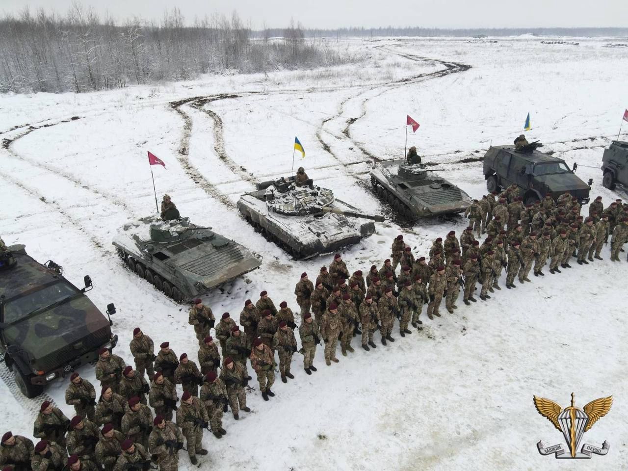 Na zdjęciu widoczny Dingo 2 przekazany żołnierzom ukraińskim