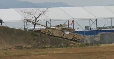 Wpadka mocarstwa. Czołg zepsuł się na prestiżowym pokazie