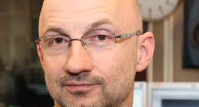 Tomasz Gorazdowski odchodzi z radiowej Trójki, po tym jak przeniesiono go z redakcji sportowej do działu analiz