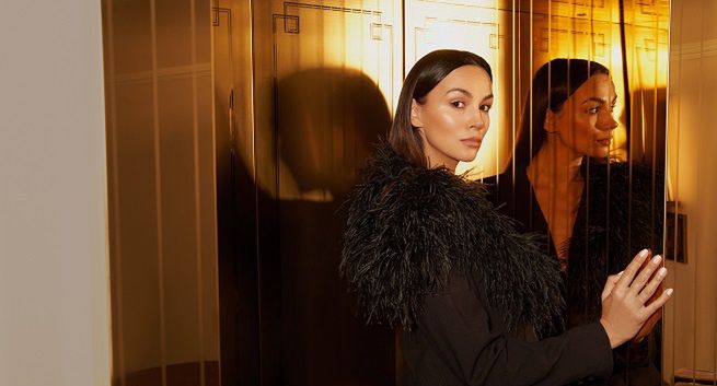 Paprocki Brzozowski odświeża logo, w kampanii Paulina Krupińska