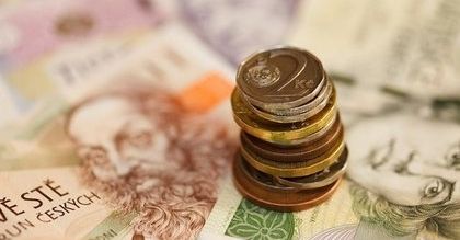 Czeski bank centralny osłabi koronę? To może być "transakcja 2017 roku"