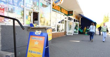 Kumulacja w Lotto. Prędzej zostaniesz milionerem, wydając pieniądze inaczej niż na lotka