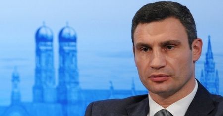 Witalij Kliczko wzywa Janukowycza do ustąpienia