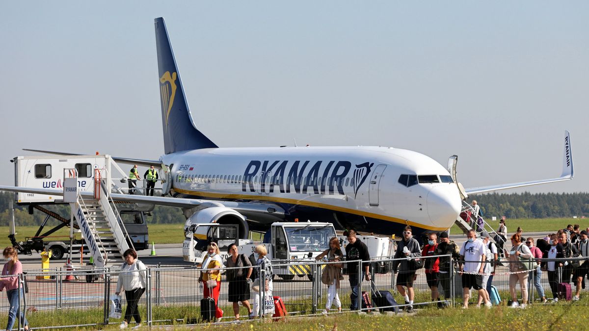 Lotnisko Warszawa-Modlin rocznie obsługuje ponad 3 mln pasażerów Ryanaira