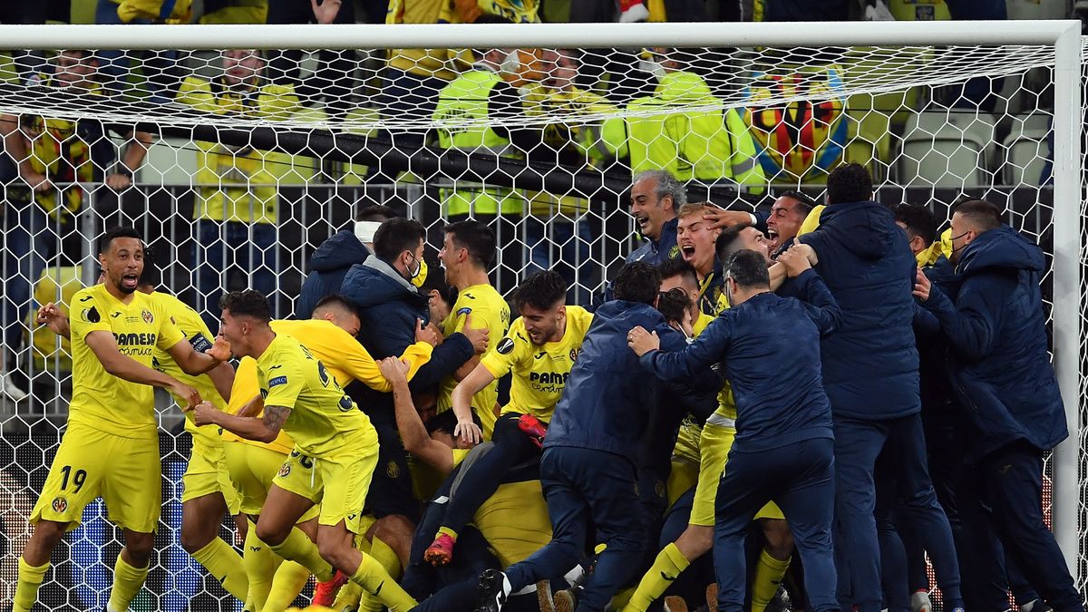 PAP/EPA / Adam Warzawa / POOL / Na zdjęcie: euforia Villarreal CF