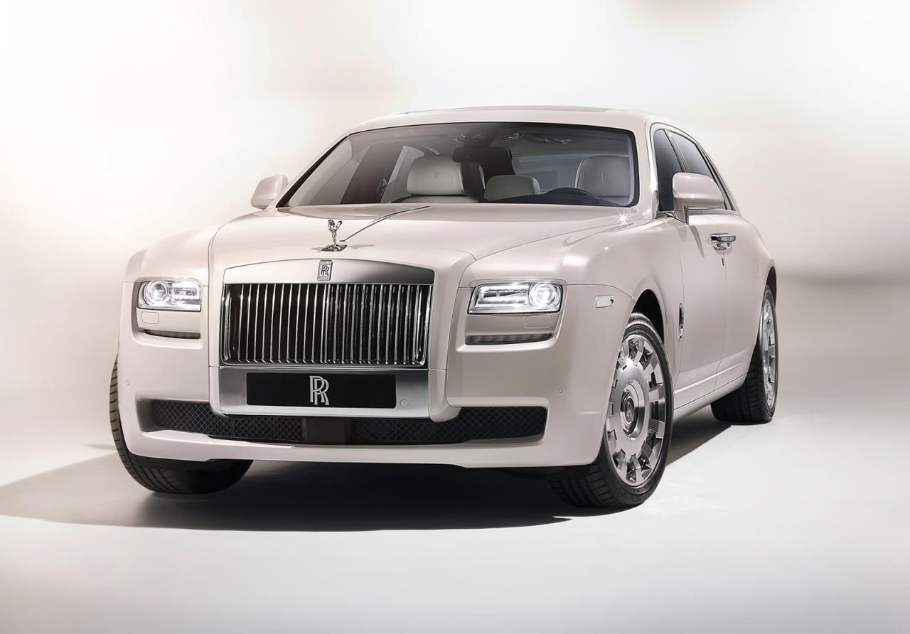 Rolls-Royce Ghost Six Senses - co poeta miał na myśli? [Pekin 2012]