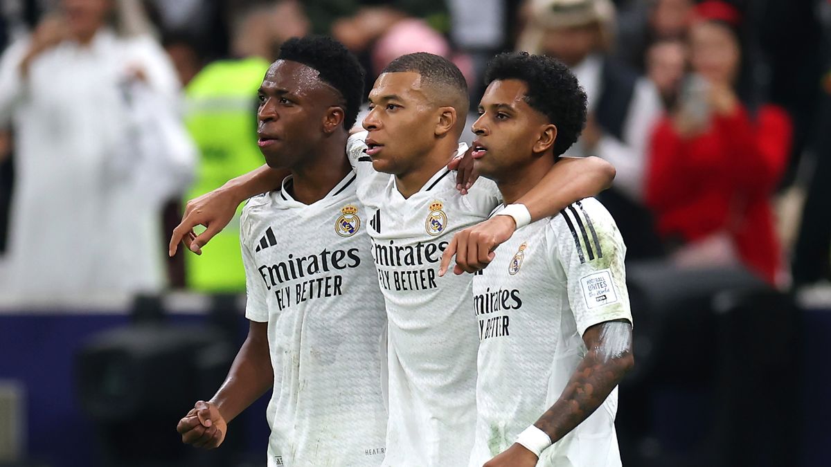 Getty Images / Christopher Pike - FIFA / Na zdjęciu: Vinicius, Mbappe i Rodrygo