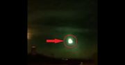 Ognista kula nad Norwegią. Meteor wybuchł, a następnie spadł do lasu