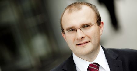 Właściciel Providenta wchodzi z pożyczkami do internetu