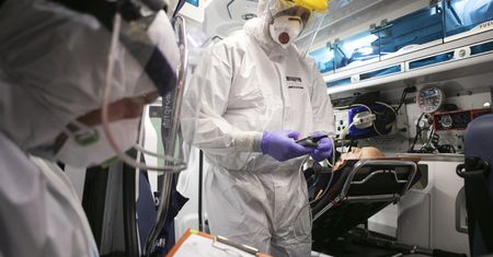 Koronawirus w Warszawie. Kolejny skok zakażeń i mazowieckie w czołówce [31.03.2021]