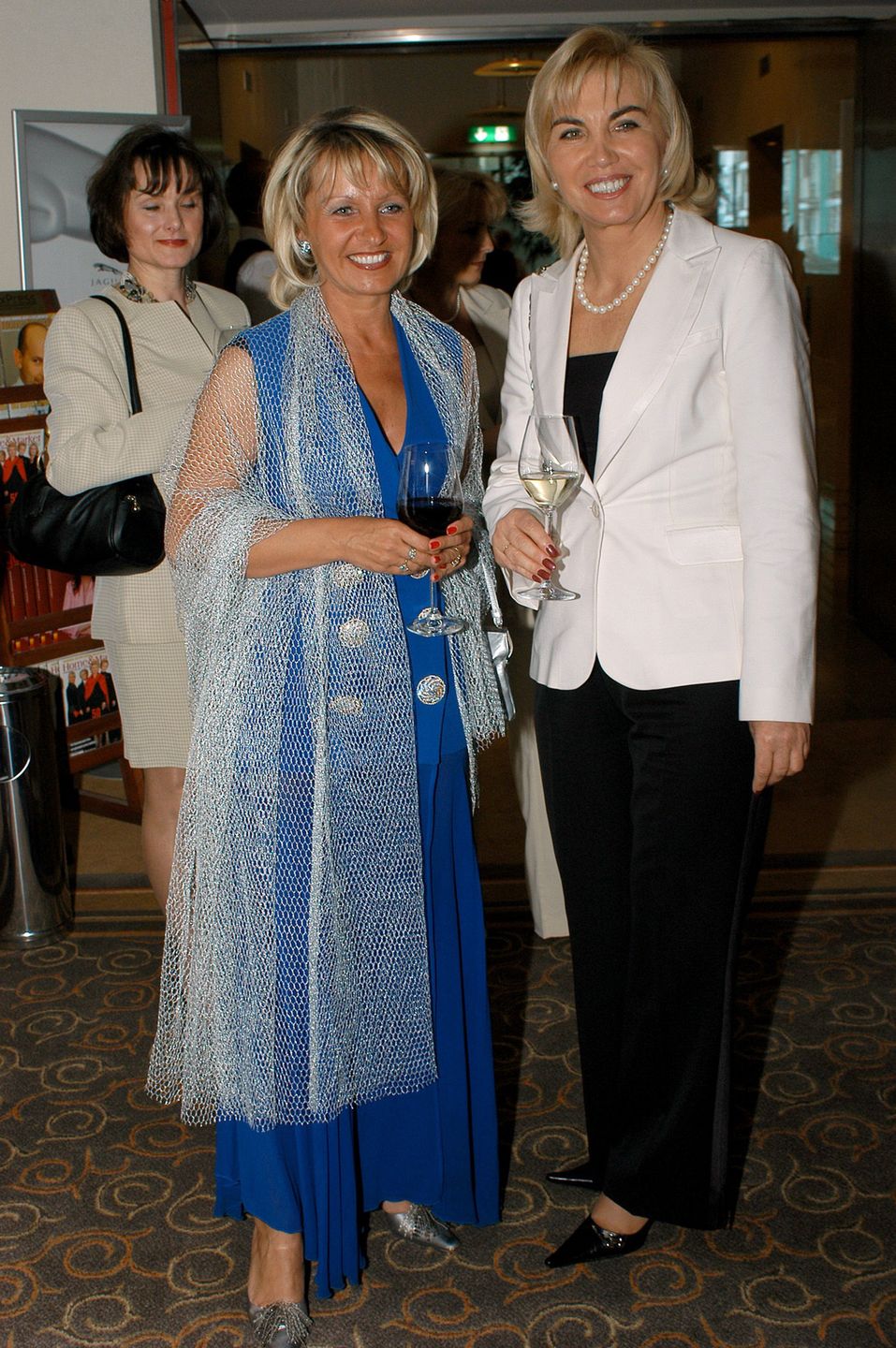 Teresa Mokrysz i Grażyna Paturalska przed laty