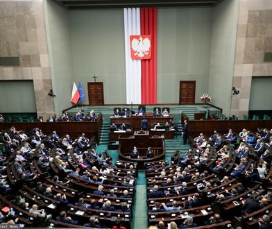 UJAWNIAMY. Odkryliśmy krytyczne błędy w poczcie rządu i Sejmu