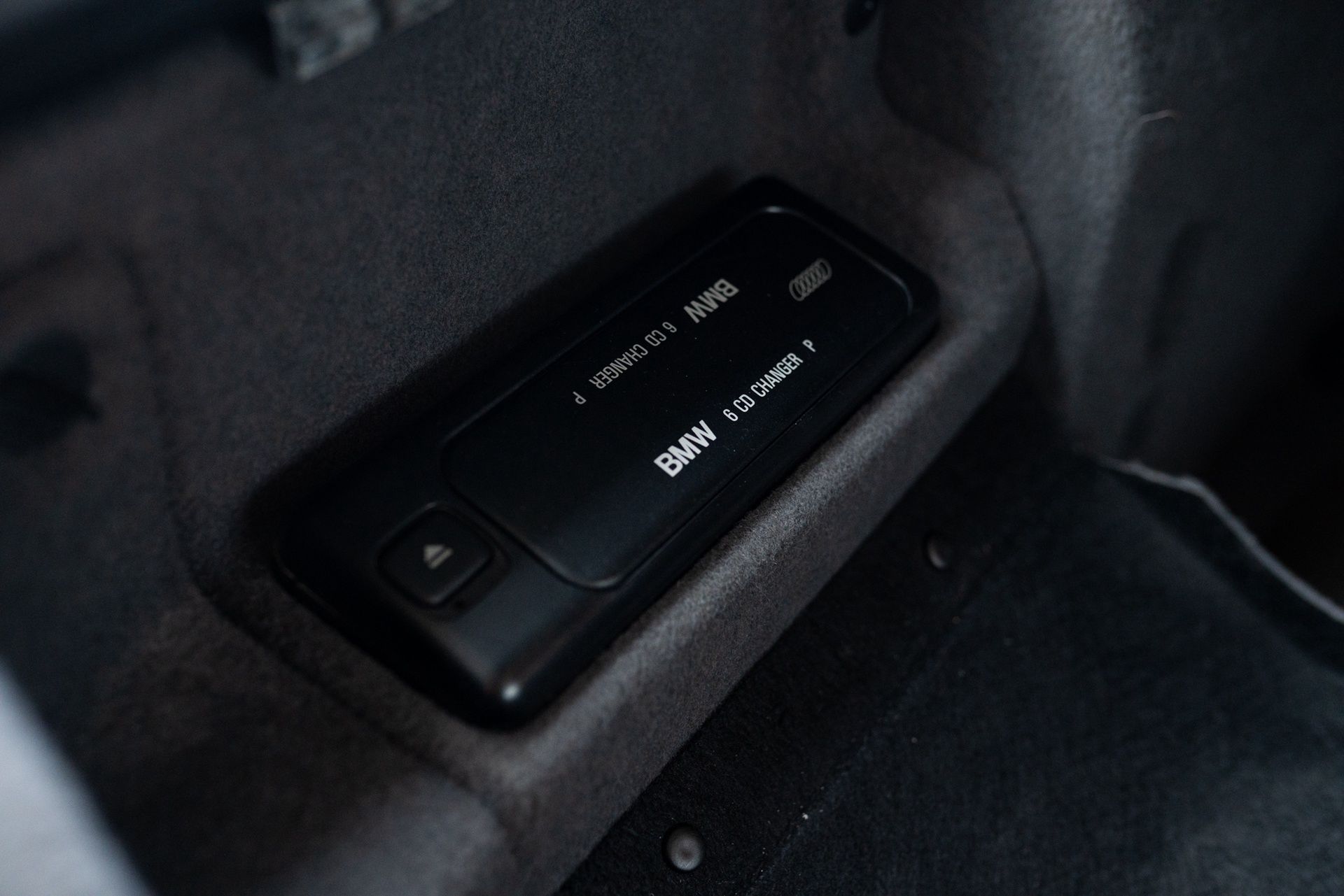 BMW Serii 7 E38