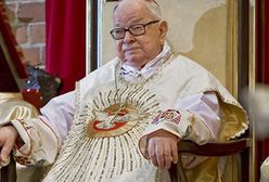 Wrocław. Cichy pogrzeb w rodzinnym gronie. Były metropolita wrocławski spoczął na cmentarzu