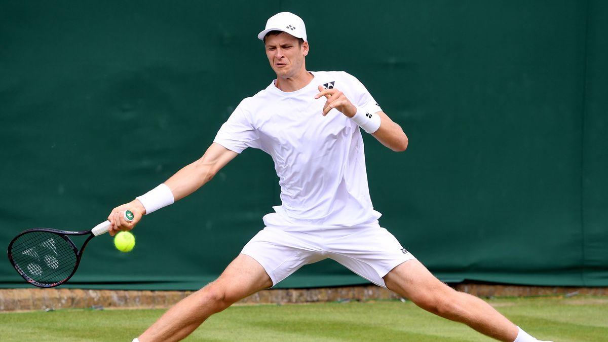 PAP/EPA / FACUNDO ARRIZABALAGA / Na zdjęciu: Hubert Hurkacz