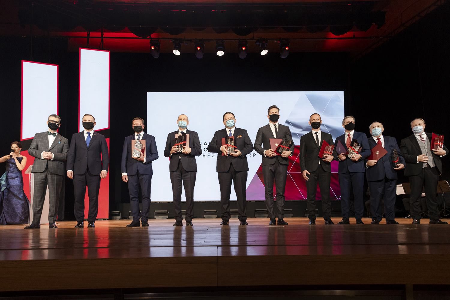 Prezydent RP uhonorował polskie firmy. Dwie z nagrodami specjalnymi