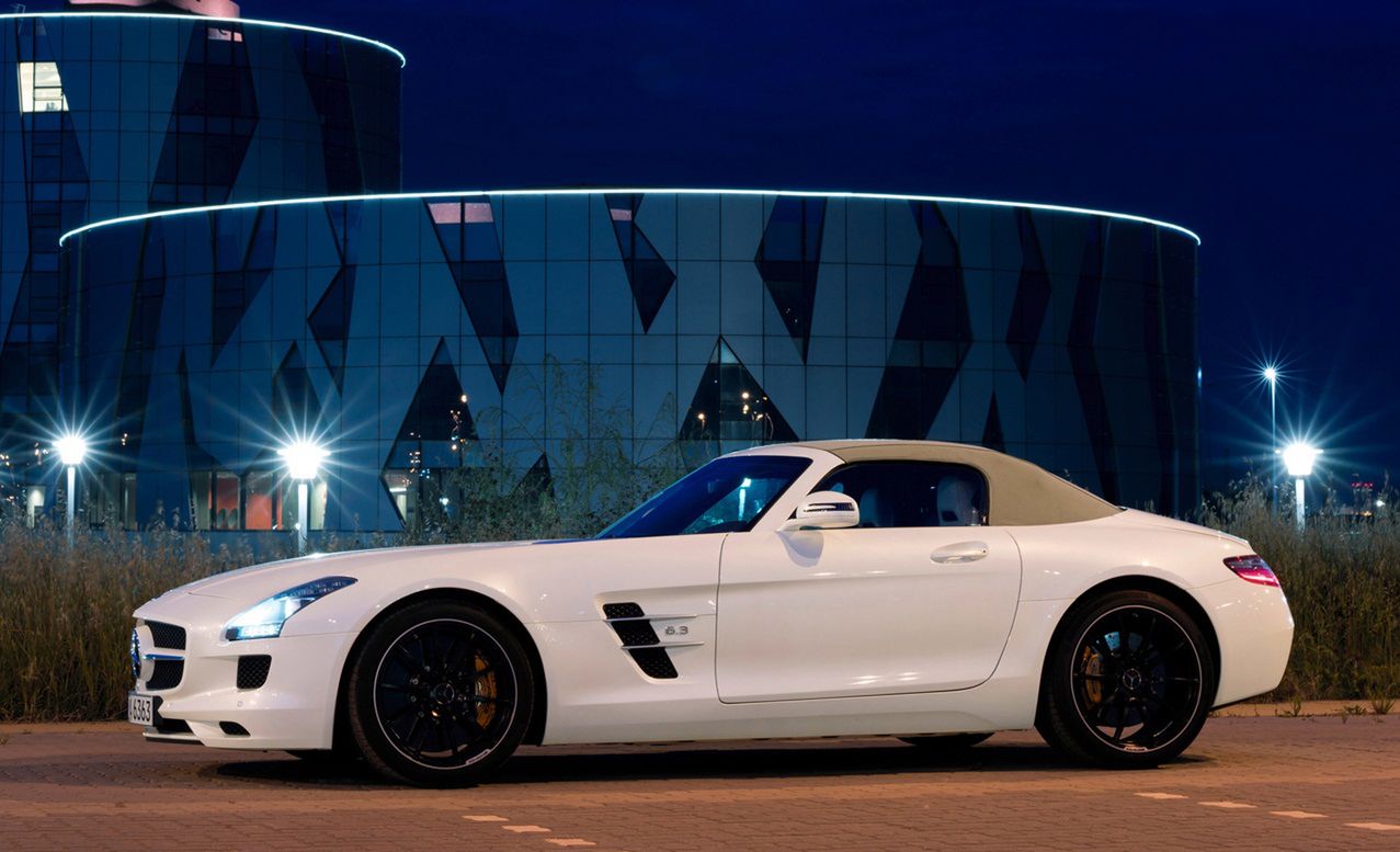 Mercedes SLS AMG Roadster